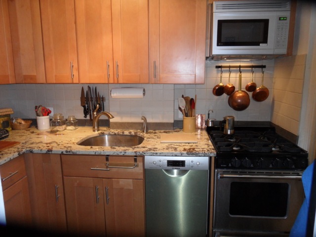 Image:KITCHEN / BATHS
