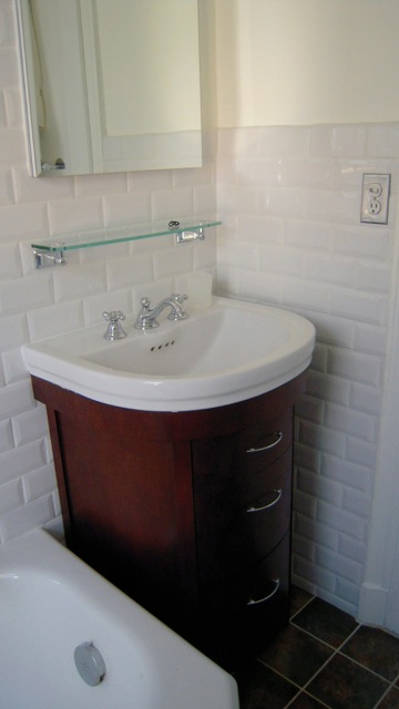 Image:KITCHEN / BATHS